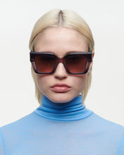 Cargar imagen en el visor de la galería, GIGI SOL POLARTIZADA Kendall
